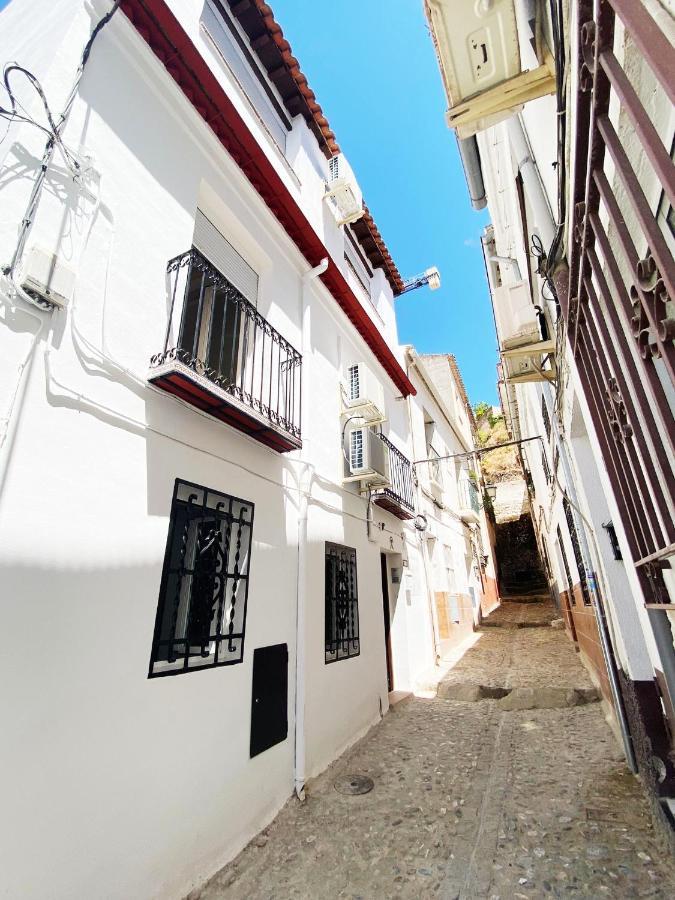 Apartamentos Indalo A Los Pies Del Albaicin Granada Exterior photo